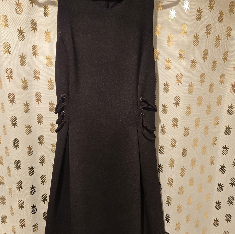 Dynamite Black Sleeveless Dress